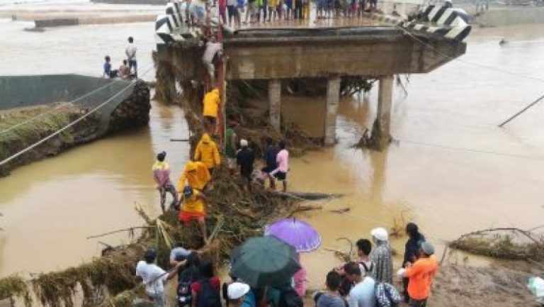 Philippine Navy now readying ships for ‘Urduja’ relief efforts