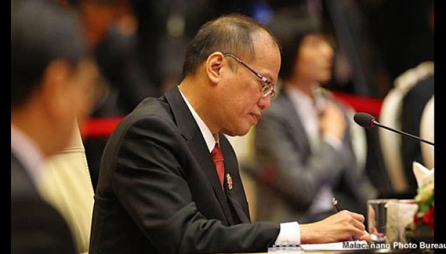 Pres. Aquino: No to P 25,000.00 Pay Hike for Nurses