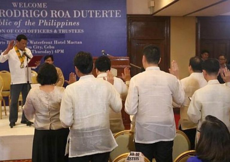 President Duterte tells Cebu Chamber of Commerce and Industry: I will get rid of corruption!