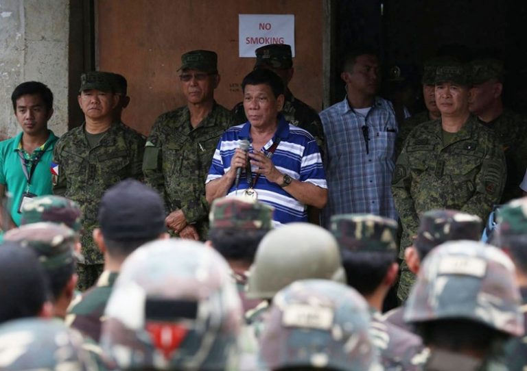 President Duterte to troops: ‘We will die fighting!’