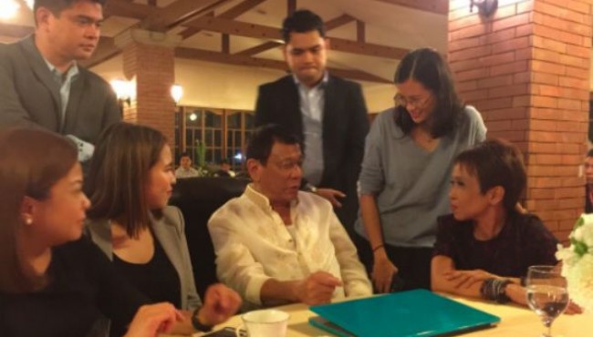 TRENDING: Media Journalists dines with President Duterte in Bahay ng Pagbabago!