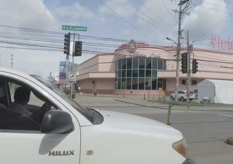 Two Manileño travelers show why Davao City is the Best!