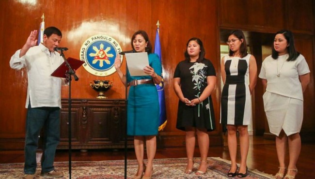 VP Robredo swore to President Duterte as head of HUDCC