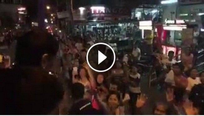 [WATCH] Duterte clamored during motorcade in Valenzuela