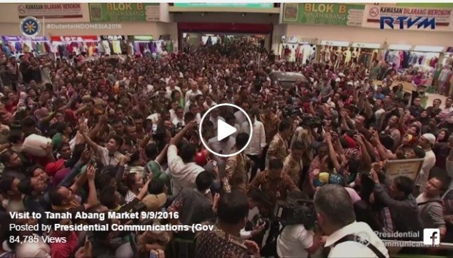 [Watch] Widodo escorted Duterte in Tanah Abang Market, Jakarta