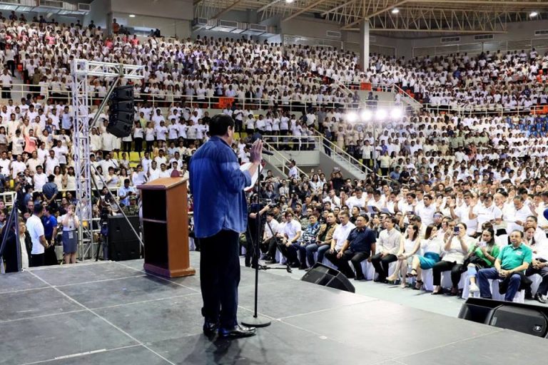 Oath-Taking of the Newly Elected Punong Barangays of Region IV-A [IN PHOTOS]