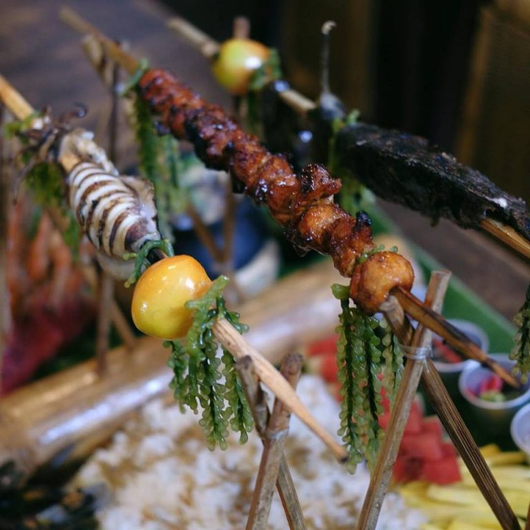 Extreme Boodle Bonding Experience in Seafood Island Abreeza Mall