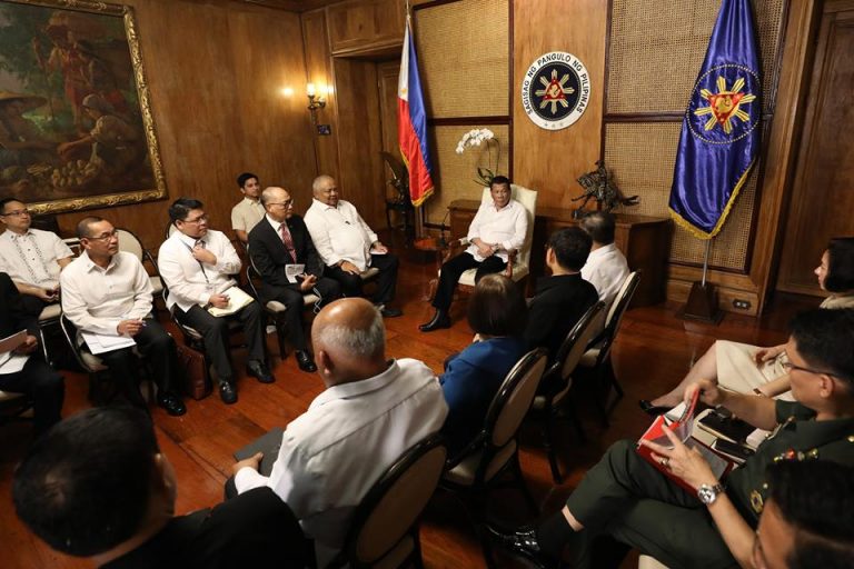 Pres. Duterte Meets with Cabinet Members [IN PHOTOS]
