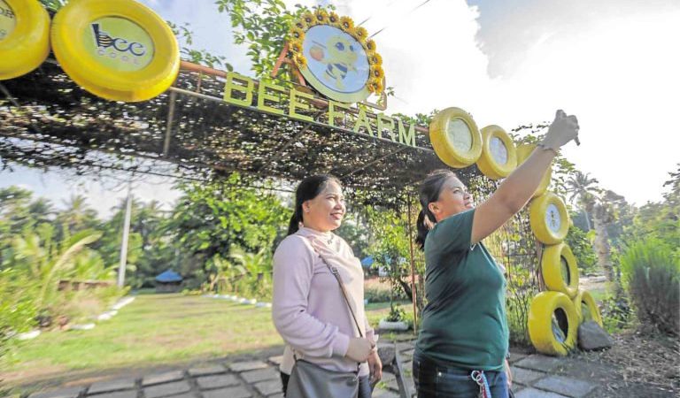 Albay’s Agriculture One Stop Shop, 1st in PHL Albay’s Agriculture One Stop Shop, 1st in PHL