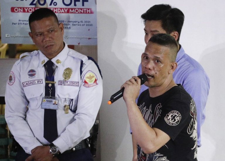 hostage-taker in Greenhills